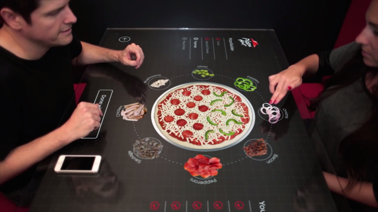 Pizza-Hut-Concept-table-tactile-interactive-Mars-2014